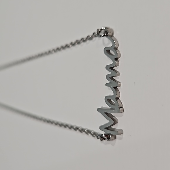 NWOT Mama Necklace - Picture 2 of 4